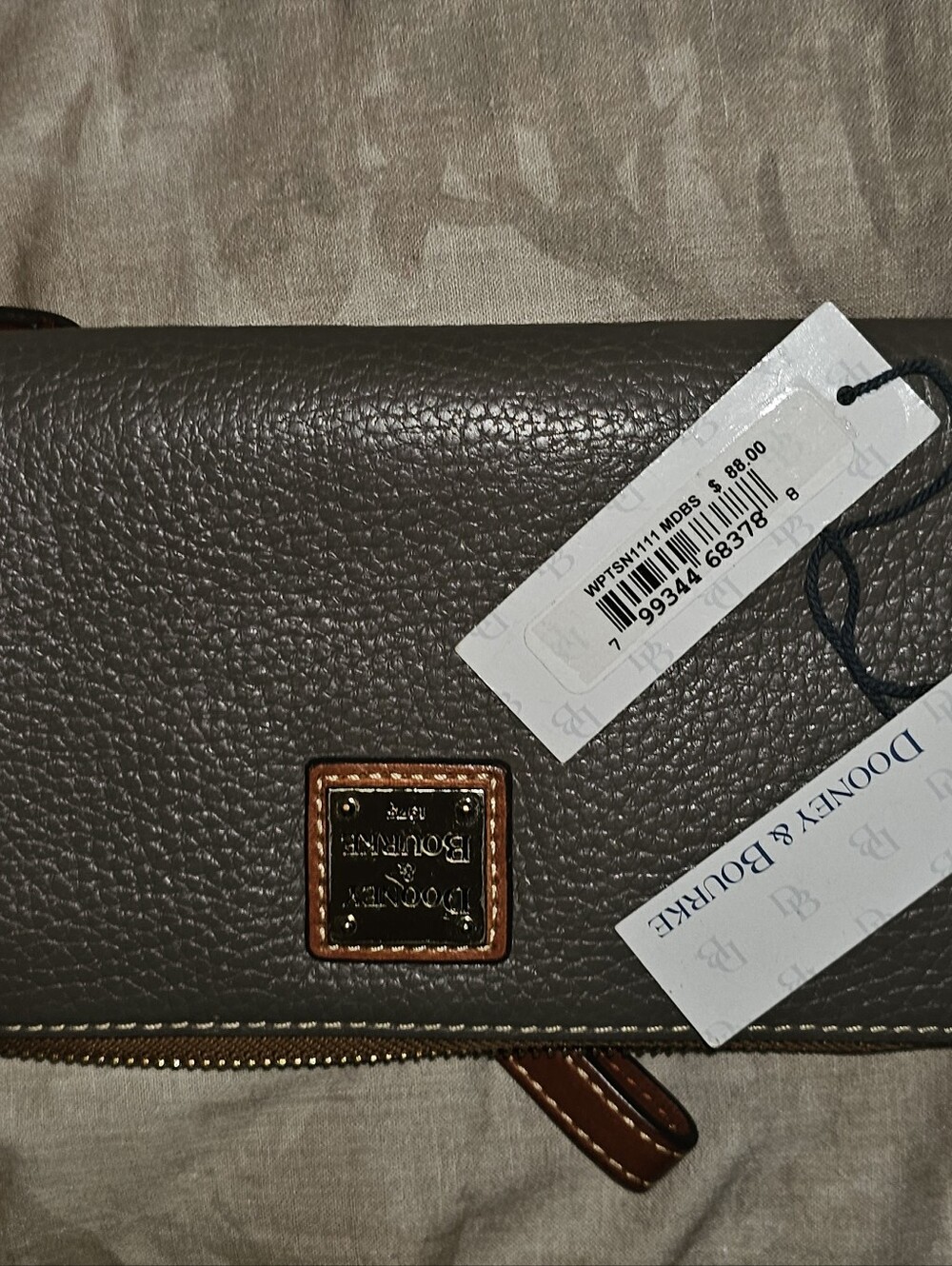 Dooney & Bourke Pebble Leather Grain Kendra Satchel + Matching Wallet Set. - Picture 7 of 9